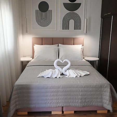 Mouson Luxury Suite With Free Private Parking カヴァラ エクステリア 写真