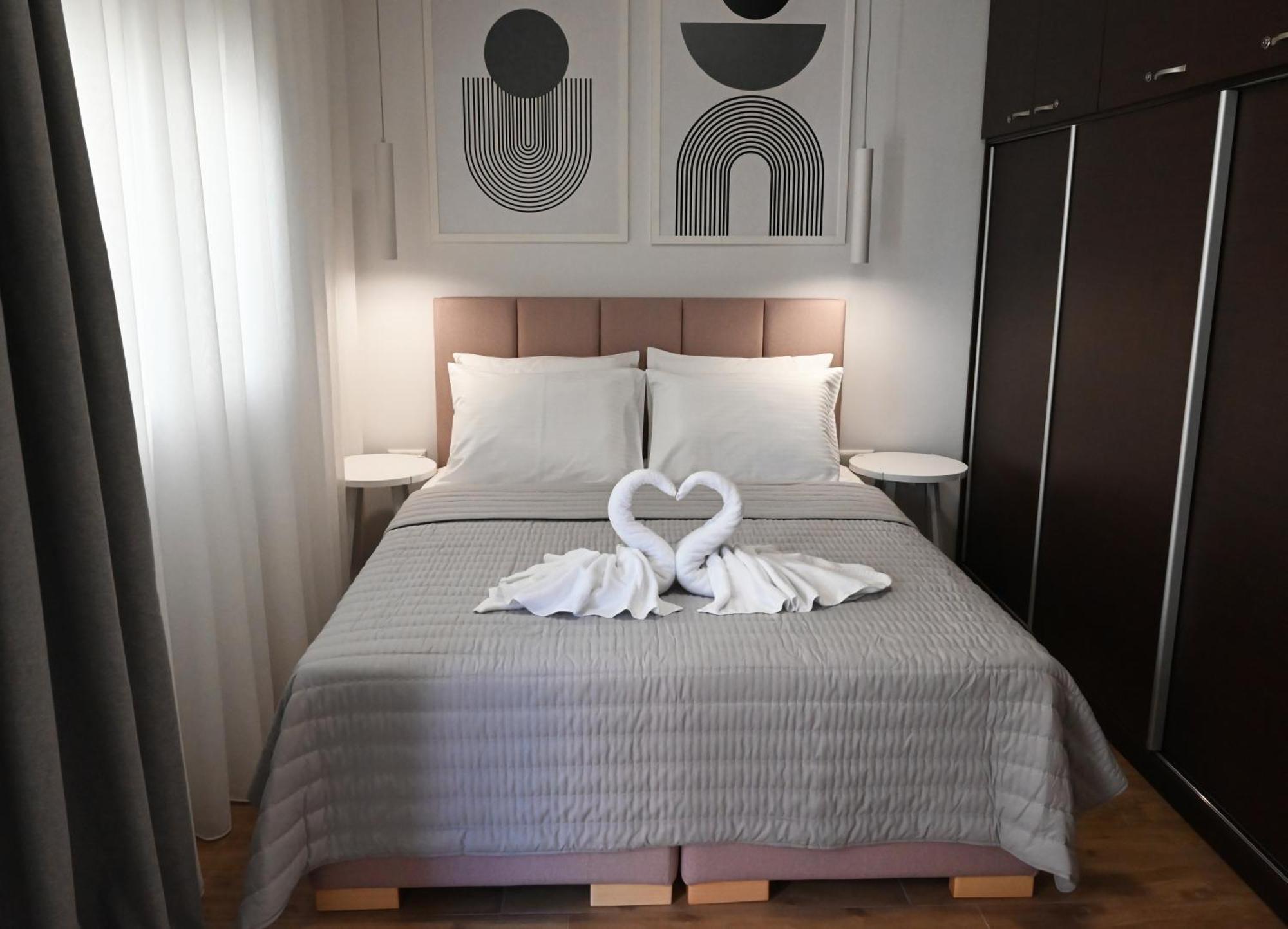 Mouson Luxury Suite With Free Private Parking カヴァラ エクステリア 写真