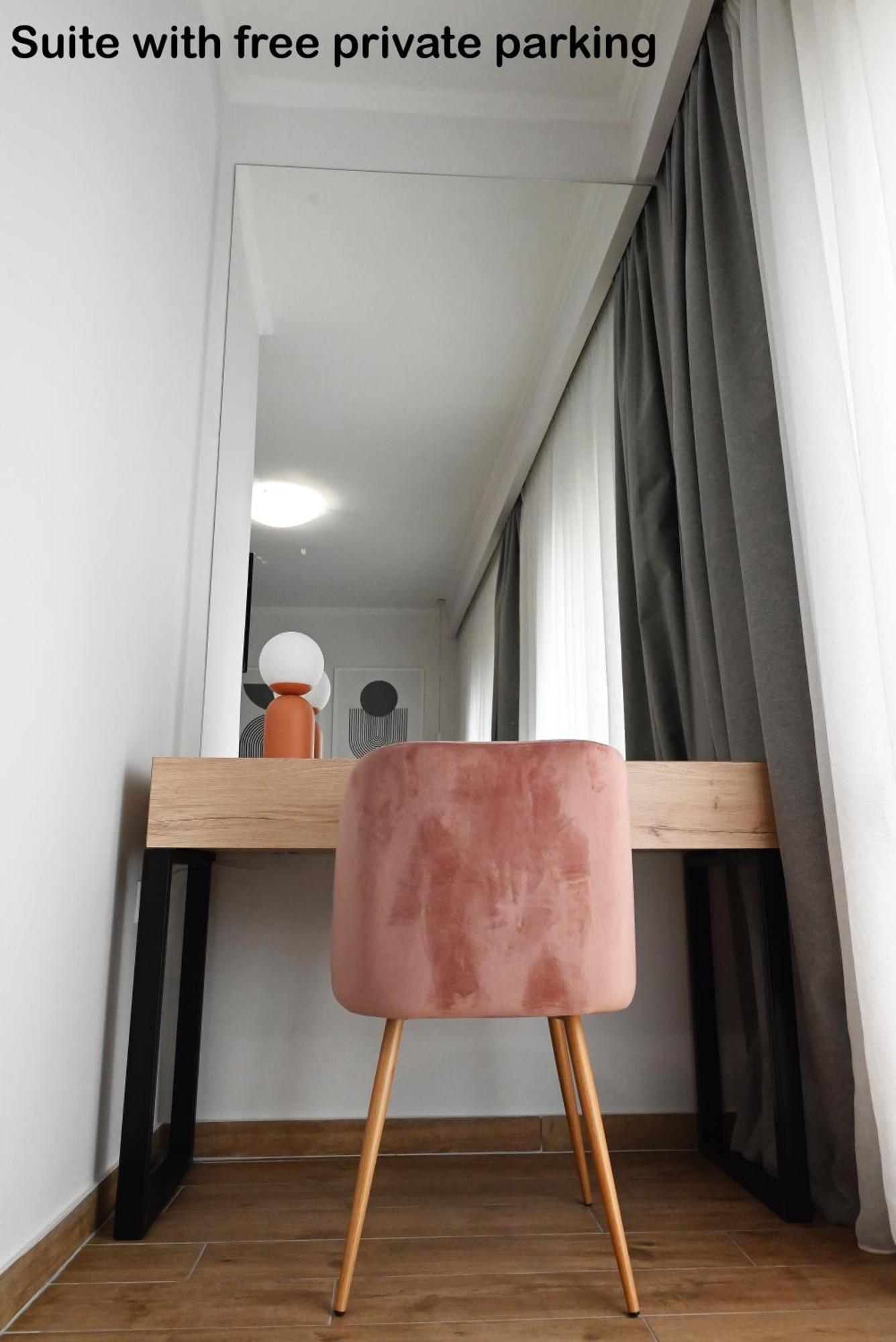 Mouson Luxury Suite With Free Private Parking カヴァラ エクステリア 写真