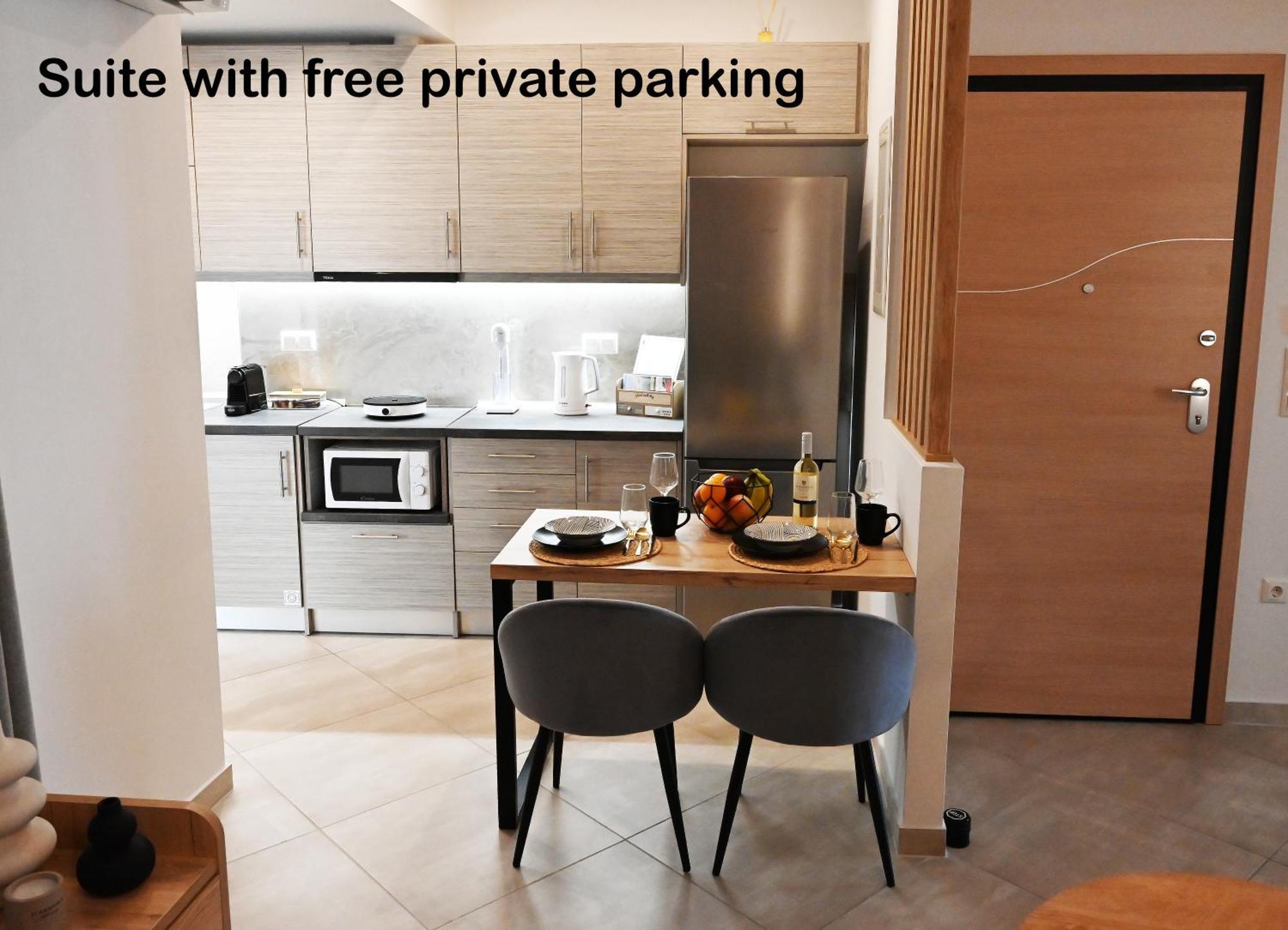 Mouson Luxury Suite With Free Private Parking カヴァラ エクステリア 写真